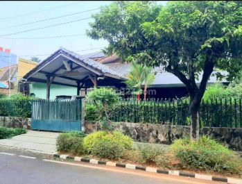 Rumah hook dijual murah di komplek billymoon jalan boulevard