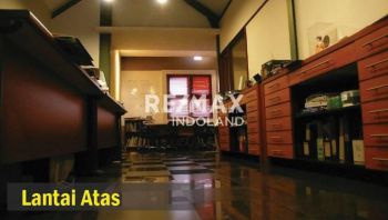 Dijual Rumah Kantor Bagus Semi Furnished