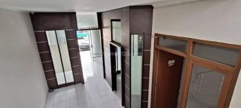 RUKO bersih terawat 2 Lantai di SURAPATI CORE