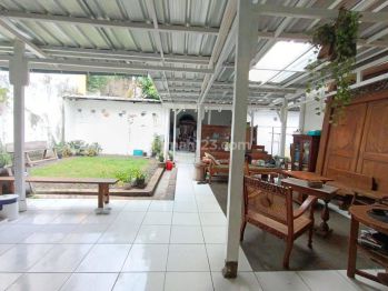 Rumah Lama 531 m² di Kebayoran Baru Dekat Melawai