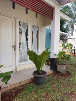 Dijual rumah siap huni 1,5 lantai di Krukut Limo Dekat PintuTol