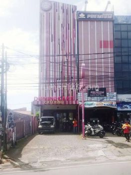 Ruko Luas Dan Strategis 4,5 Lantai di Ciputat