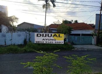 Tanah Ngantong Leter L. Lebar Dpn Row Jln 3 mbl di jemursari surabaya