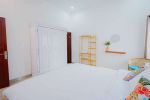 thumbnail-minimalist-furnished-villa-at-kerobokan-13