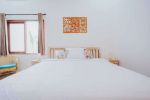 thumbnail-minimalist-furnished-villa-at-kerobokan-10