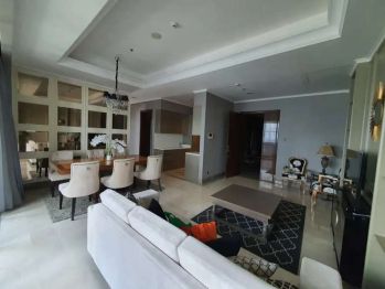 Disewakan apartemen district 8 senopati 3 BR 179 m2 fully furnished