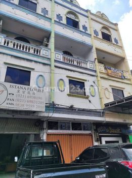 Ruko Cantiqqq 4.5 lantai cocok untuk semi gudang. Semi industri atau home Kantor