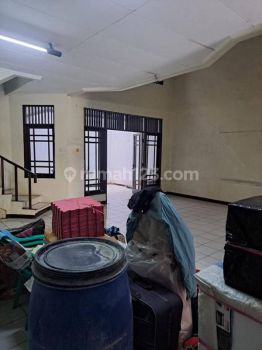 Dhyana Rumah Disewa Uk 10x20m di Komplek Dutamas Jelambar