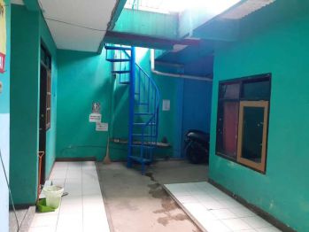 Kost / kosan / kos Pria Murah nyaman di tengah kota dekat UNLA UNPAS