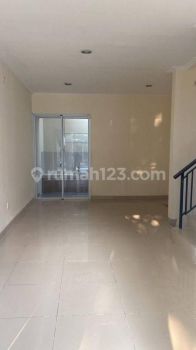 Disewakan Rumah 3 kamar bagus dan murah bangett yuk sewakan