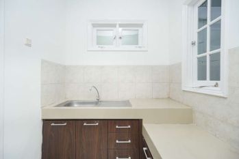 Rumah 2 Lantai Strategis di Raffles Hills Harga All In KPR J-19078