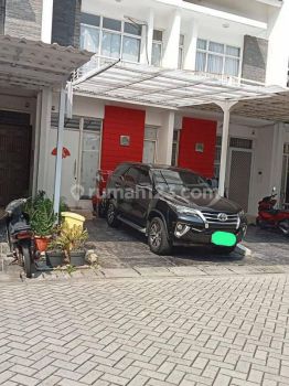 Rumah green lake city cluster amerika 4x15 bagus