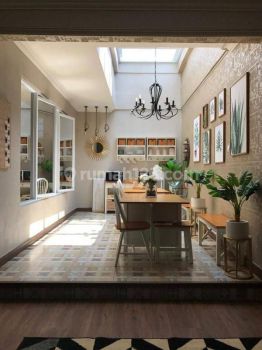 Dijual Rumah Usaha Guset House Furnished SHM di Pasteur, Bandung