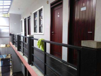 600 jt kost an karasak 8 kamar full terisi bangunan bagus