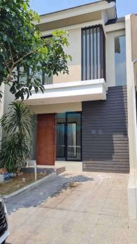 Disewakan Rumah di Northwest Lake - Surabaya