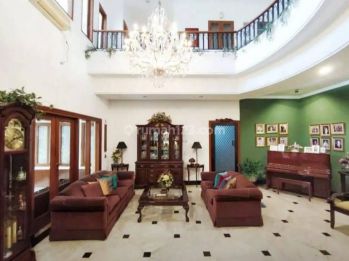 RUMAH MEWAH SIAP HUNI DI BURANGRANG BANDUNG