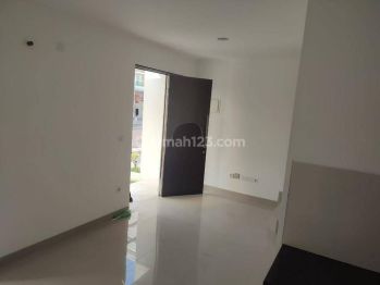 Disewakan murah cepat rumah pik 2 uk 6x10 inc ac 3