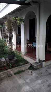 Rumah Lama Di Kebayoran Baru dekat SCBD