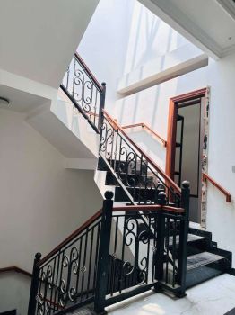 Jual Rumah Mewah Baru