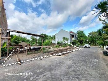 TANAH CANTIK ISTIMEWA COCOK UNTUK HUNIAN MEWAH DI DALAM PERUMAHAN ELITE PESONA 9