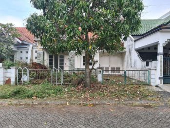 Rumah Hitung Tanah Blok Depan Dekat Plaza Araya