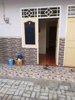 Kontrakan 3 ruangan, di Ciantra, Kukun, sangat strategis, cikarang sel