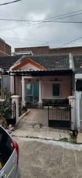 Di kontrakkan rumah di komplek PCI 2