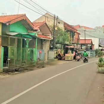 Dijual Tanah pinggir jalan,Bonus bangunan Lama
