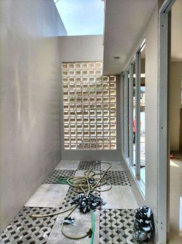 Rumah baru 2 lantai ciihanjuang 10 menit Polban bandung