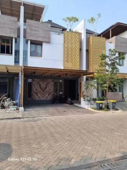 Di jual rumah minimalis di dekat exit tol 11 karang tengah