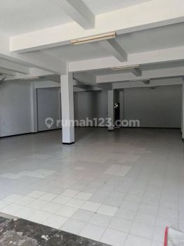 Ruko 2 Lantai Sangat luas dan lebar di Buluh Indah