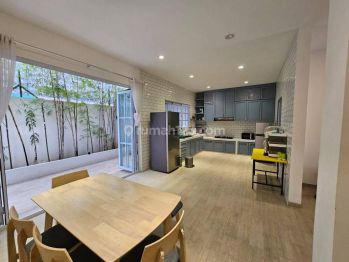 For Rent 4Rooms 4Toilets 1Maidroom Sukajadi Fully furnish 120jt/year