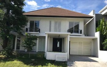 Minimalis Full Furnish Interior Mewah Siap huni VBR Pakuwon Indah