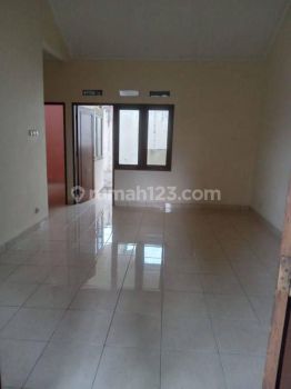 Disewakan Rumah di Aralia Harapan Indah 2 Bekasi