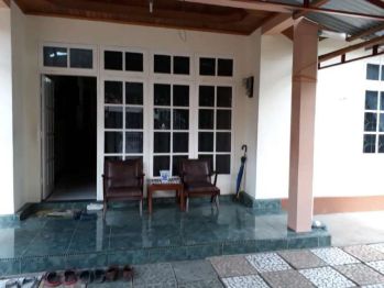 Rumah Asri di Tengah Kota Bukittinggi