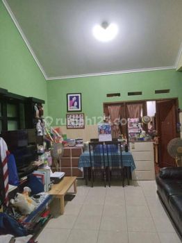 Di Jual Rumah Bagus Dan Murah di Aralia Lebar 7x18 Harapan Indah Bekasi Barat