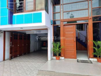 Rumah 2 lantai dekat Islamic centre semper jakarta utara