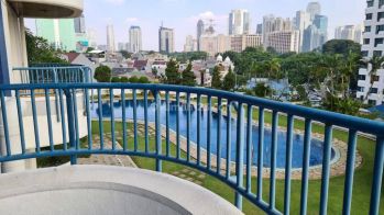 Apartemen Park Royal View Pool