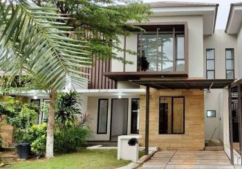 Disewakan per Tahun Rumah 2 Lantai di Costarica, Batam Center