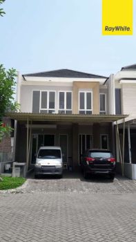 Dijual Rumah 2 lt di Royal Residence Greenwich Surabaya