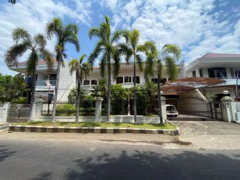 DIJUAL RUMAH DHARMAHUSADA AREA KOMERSIAL COCOK UNTUK USAHA