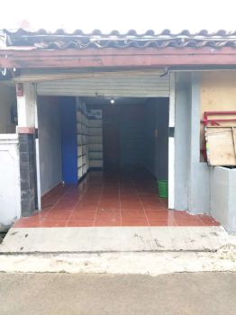 Disewakan Gudang / Toko di Ciputat, Tangerang Selatan