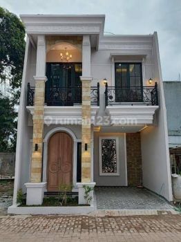 Rumah 2 lantai di Cluster mewah di lokasi strategis jaksel
