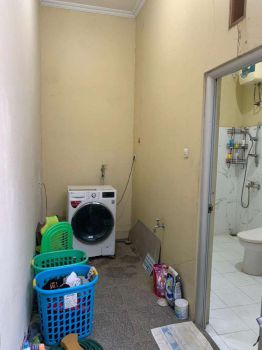 JUAL CEPAT!! Rumah di tengah Kota Cirebon NEGO PEMILIK LANGSUNG