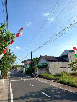 Tanah Pekarangan Luas dekat Bandara Adi Sucipto