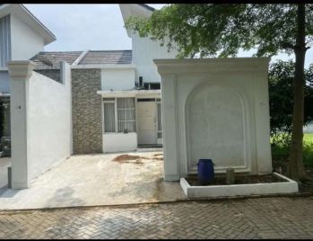 Di jual rumah murah di Metland Transyogi siap huni