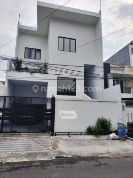 Sell Rumah: Rumah 3lantai