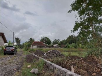 Jakal KM 10 Selatan UII, Tanah Jogja Cocok Kost