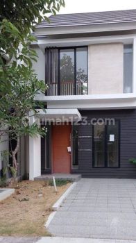 Rumah Northwest Lake Park Central Hill Citraland Surabaya Barat