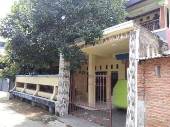 Disewakan rumah luas dan strategis di Kota Cirebon